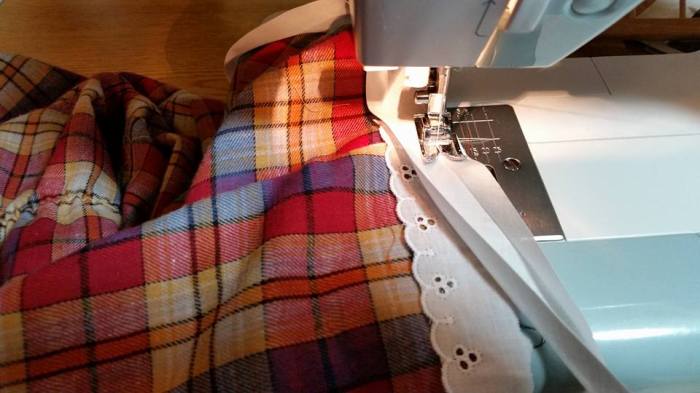 double bias tape and eyelet for casing  and edging