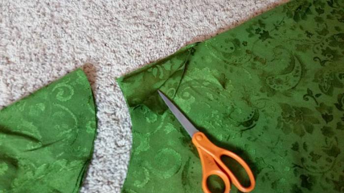 slit cut on one fold, peasant skirt