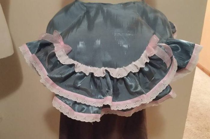 extra ruffle added to the back