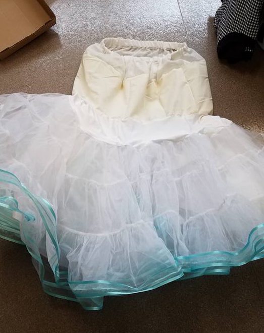 waltz petticoat