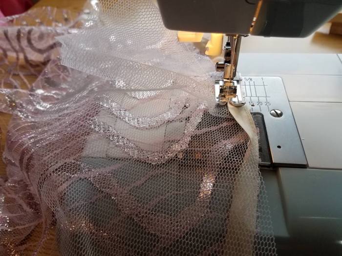 making the casing for the elastic with bias tape