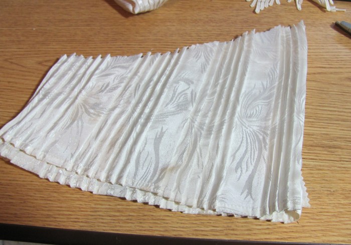 sleeve "ruffle" before hemming.