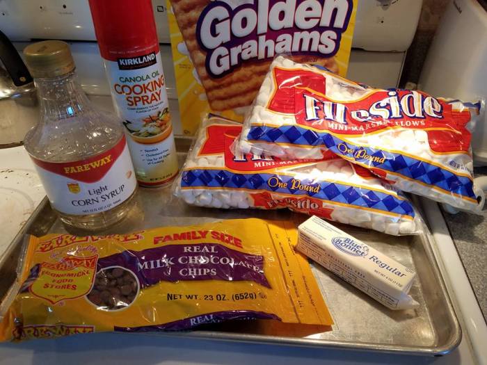 supplies for smores bars