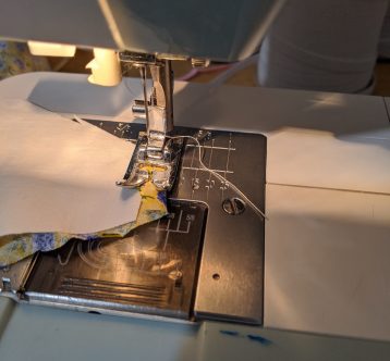 Baste end of brim, costumecrazed.me hat